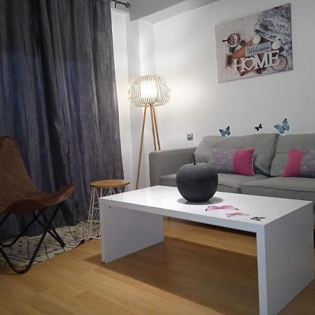 Gallery & Wifi Lägenhet Navarrete Exteriör bild